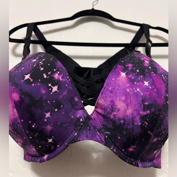 Torrid Galaxy Print Push Up Plunge 44D BNWT - Picture 2 of 6